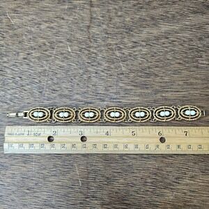 Sarah Coventry Vintage Gold Tone White Faux Pearl Oval Link Bracelet 7.5 Inch